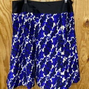 Carolina Herrera size 16 swing skirt